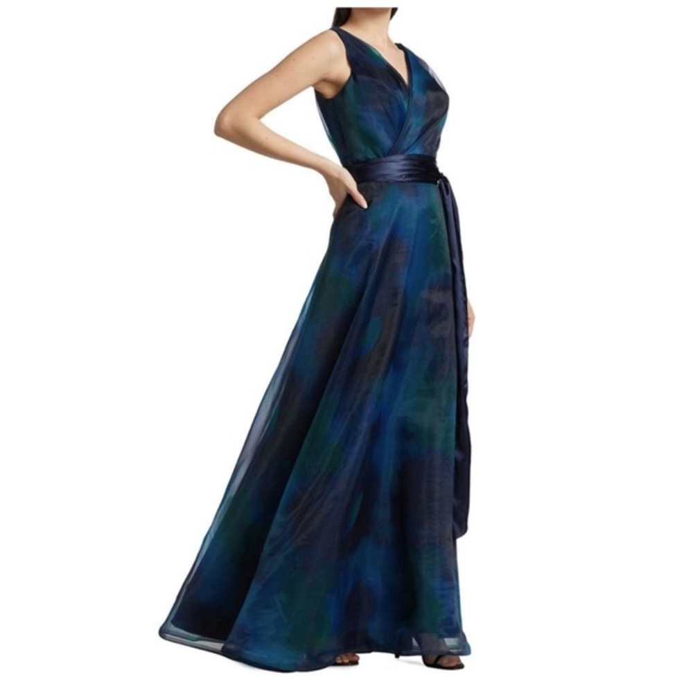 Rene Ruiz Collection V-Neck Sleeveless Organza  Gown Size 2
